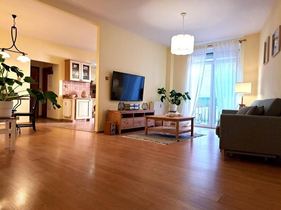 Home In The Heart Of The City Bratislava Esterno foto