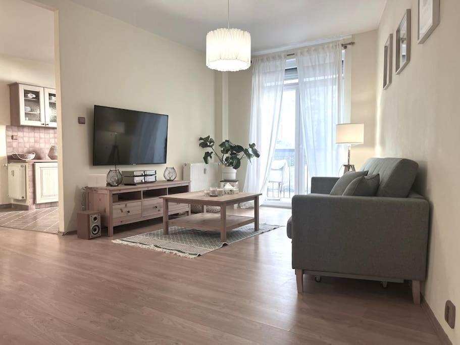 Home In The Heart Of The City Bratislava Esterno foto